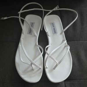 Steve Madden Elegant White Sandals